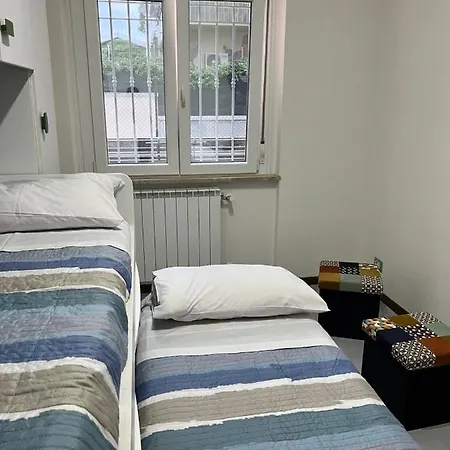 2 Passi Dal Mare Da Stefy E Gianni Apartment *